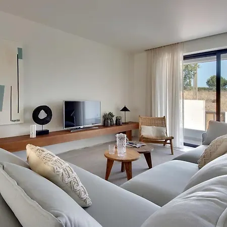 Marina Oasis - Luxury, Heatable Pool, Panoramic Sea Views Сasa de vacaciones *